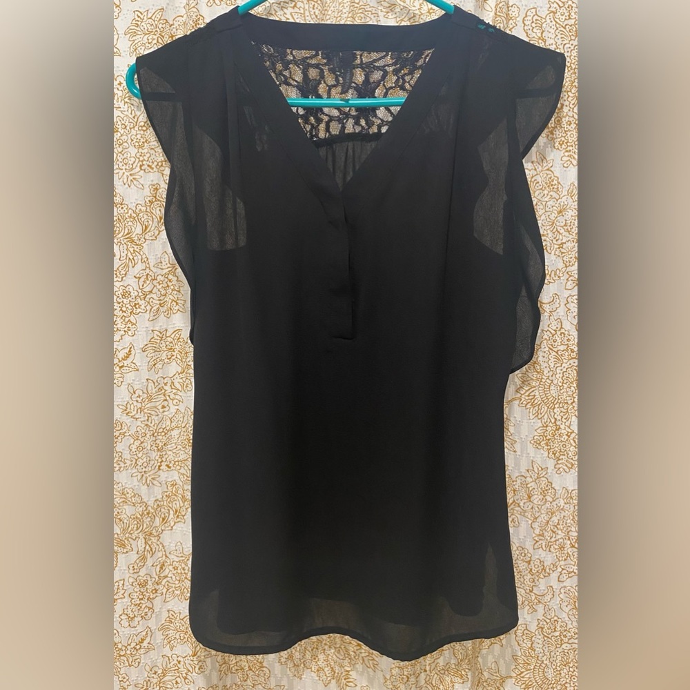Maurice’s black top size small